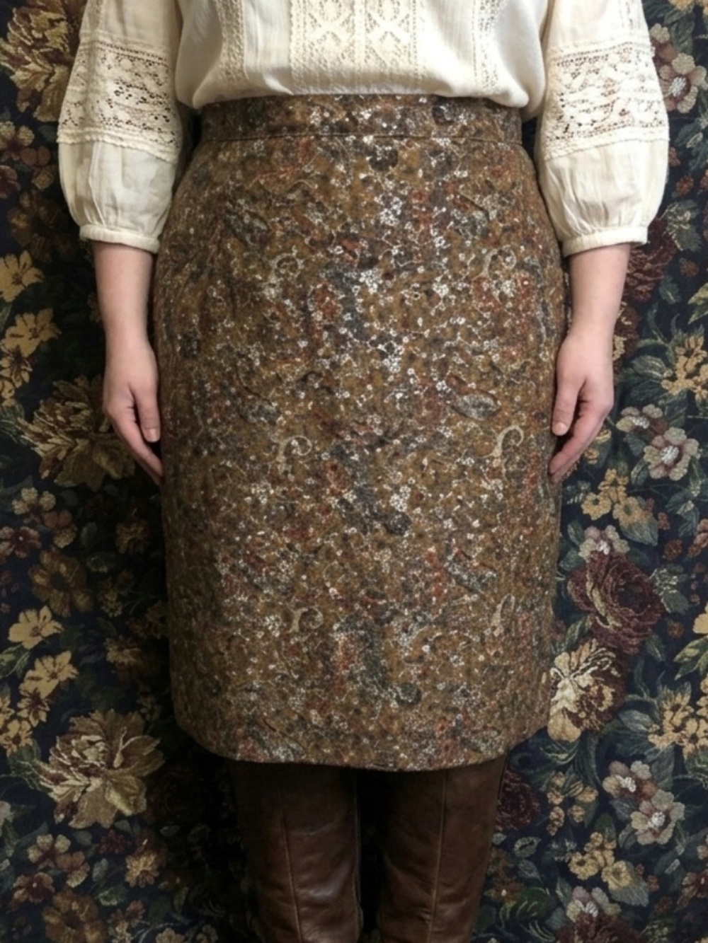 VTG 90s Homemade Paisley Pencil Skirt - Brown Suede Fabric with Silver Overlay